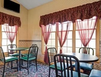 Travelodge By Wyndham Red Wing Restaurant photo